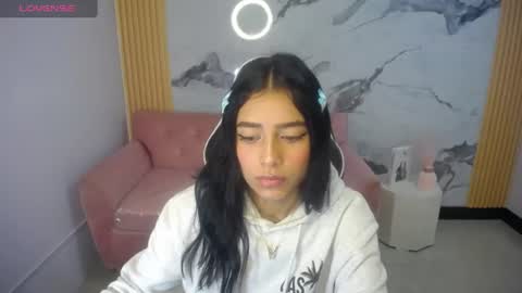 ailyn_ch1 online show from June 16, 2026, 1:14 pm