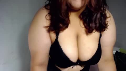 Snapshot of ailyn_rosendo chatting on February 28, 2025, 3:26 am ailyn_rosendo online show from February 28, 2025, 3:26 am