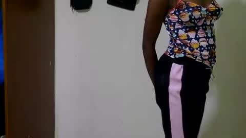 Cindy online show from November 23, 2025, 8:03 am