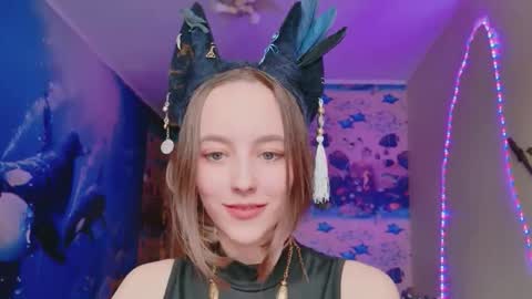 Diva Aira of the Ethereal Fairies online show from October 1, 2025, 5:02 am