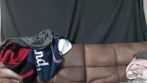 Leo  Airborn  Sir  Daddy online show from November 18, 2025, 3:56 am