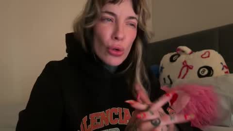 Airgead online show from April 4, 2026, 10:51 pm