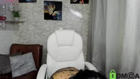 aisha__cambell online show from November 19, 2025, 9:48 pm