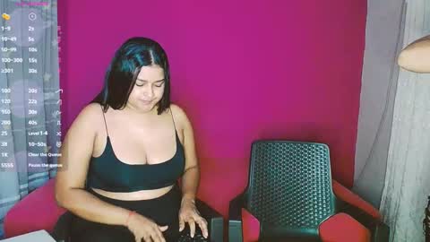 aisha_stacey0410 online show from March 1, 2025, 5:52 am