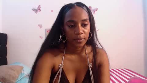 Snapshot of aishaowens chatting on November 26, 2025, 8:43 pm Aisha online show from November 26, 2025, 8:43 pm