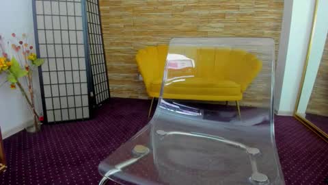 Aisha online show from November 4, 2025, 5:06 am