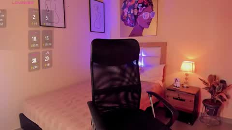 Aitana Brown online show from December 22, 2024, 6:37 pm