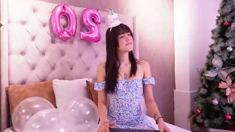 Snapshot of aitana_jhons chatting on January 6, 2026, 11:47 am Aitana Jhons online show from January 6, 2026, 11:47 am