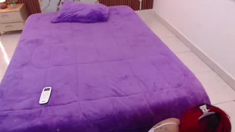 AIXA  online show from November 1, 2025, 12:29 pm