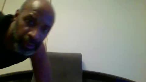 aj297914 online show from February 3, 2026, 2:53 am