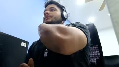 Esteban online show from February 1, 2025, 5:07 am