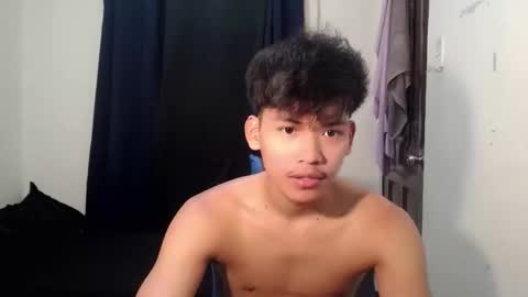 aj_daksxx online show from April 20, 2026, 10:40 am