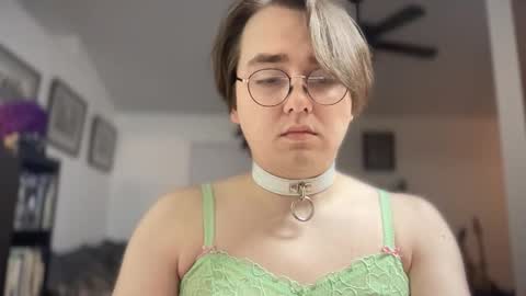 JullieBelleLemons online show from February 12, 2026, 1:22 am