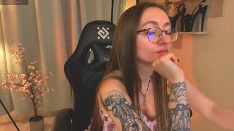 akaheby online show from April 17, 2026, 2:09 pm