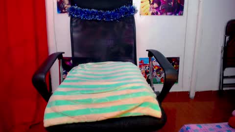 Akai Kraz  online show from March 11, 2025, 1:45 pm