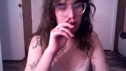 Veronica Akame 3 online show from September 26, 2025, 3:32 am