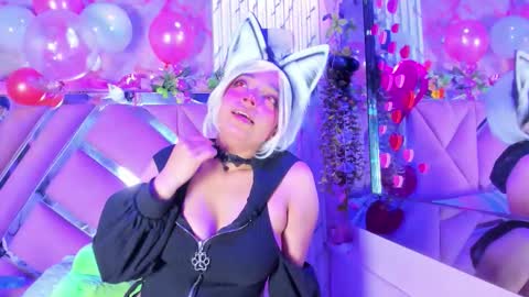 akane hikari  online show from February 5, 2026, 5:01 am