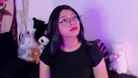 Akari online show from January 13, 2026, 1:33 am