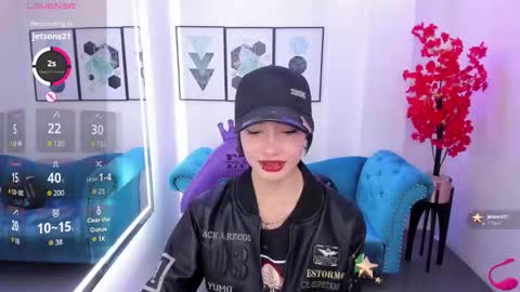 Azaka  online show from November 27, 2025, 12:40 pm