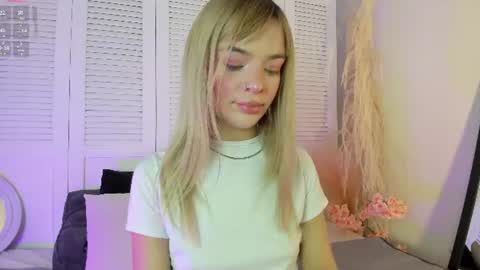 Snapshot of akemi__ chatting on June 11, 2026, 3:43 pm Abby Angel online show from June 11, 2026, 3:43 pm