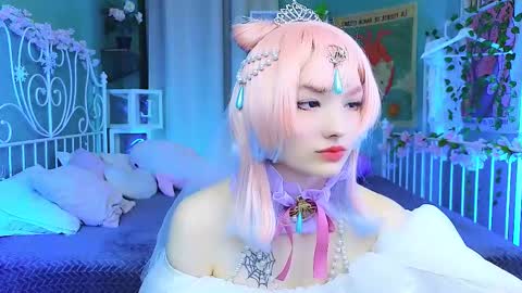 Akemi online show from February 21, 2025, 3:54 pm