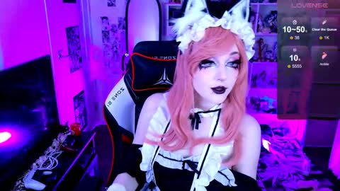 Snapshot of aki__ra chatting on May 3, 2026, 7:20 pm Aki online show from May 3, 2026, 7:20 pm