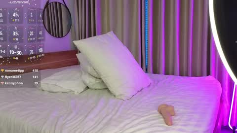 akina_star online show from December 30, 2024, 11:06 pm