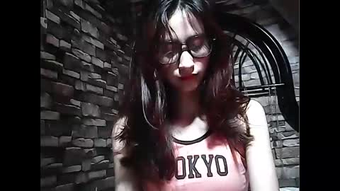 akira_z101 online show from December 25, 2024, 9:56 am