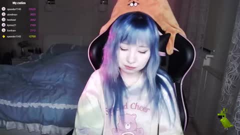 akirahartyx online show from February 13, 2025, 3:14 pm