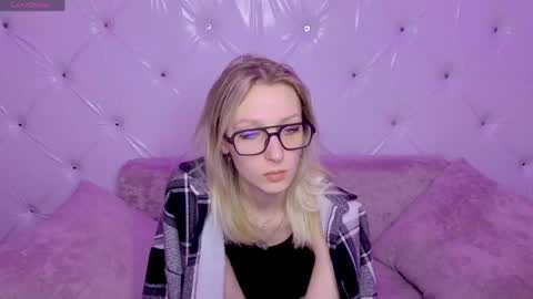 akiro_kim online show from February 24, 2026, 1:58 am