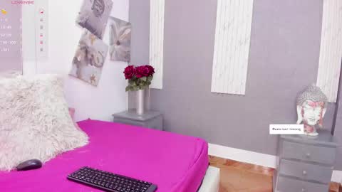 alahia_am online show from February 9, 2025, 8:45 pm