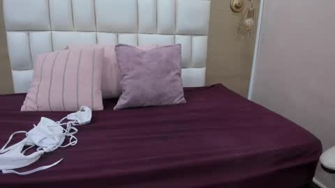 alahia_am online show from October 17, 2025, 11:35 am