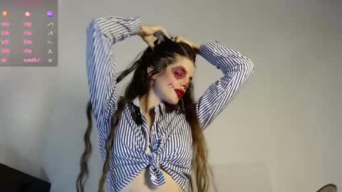 Snapshot of alahia_sky chatting on October 31, 2025, 11:11 am online show from October 31, 2025, 11:11 am