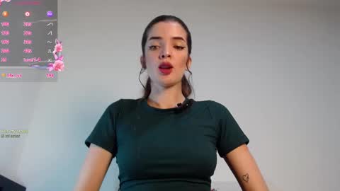 Snapshot of alahia_sky chatting on November 7, 2025, 9:42 am online show from November 7, 2025, 9:42 am