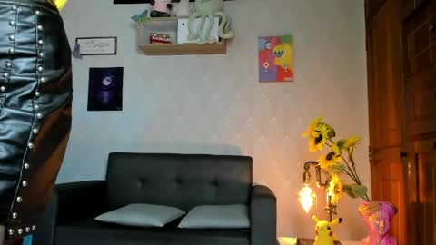 Alaia online show from May 11, 2026, 6:49 pm