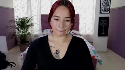 Alaia Skater online show from November 22, 2025, 7:02 pm