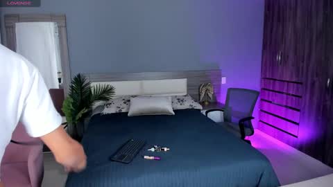 alaiaguerra online show from November 23, 2025, 7:46 pm