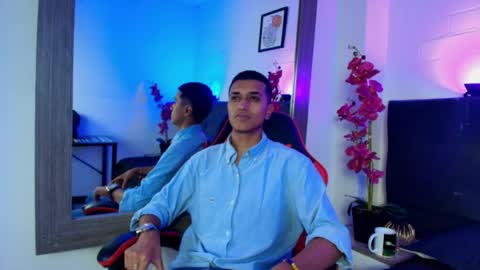 Snapshot of alan_colthon chatting on May 5, 2026, 3:25 am alan_colthon online show from May 5, 2026, 3:25 am