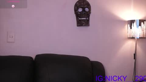 alan_morrys online show from November 5, 2025, 1:27 am