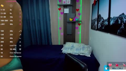 Snapshot of alan_nd_kevin chatting on February 16, 2025, 11:38 am Alan Kevin can we reach 100 thumbs up please guys online show from February 16, 2025, 11:38 am