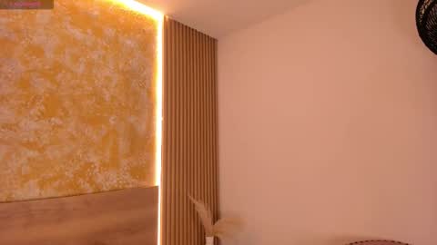 alana_2916 online show from November 6, 2025, 3:51 am