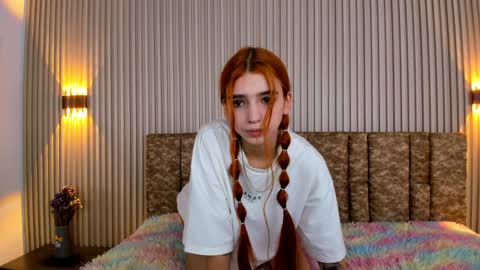 Snapshot of alana_333 chatting on December 2, 2024, 12:18 pm A L A N A online show from December 2, 2024, 12:18 pm