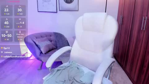 Snapshot of alana_martiins chatting on February 22, 2026, 9:19 am alana online show from February 22, 2026, 9:19 am