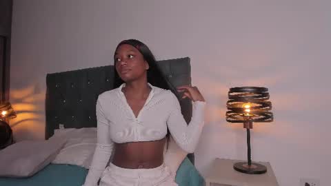 Snapshot of alana_romina chatting on July 9, 2026, 6:45 pm alana online show from July 9, 2026, 6:45 pm
