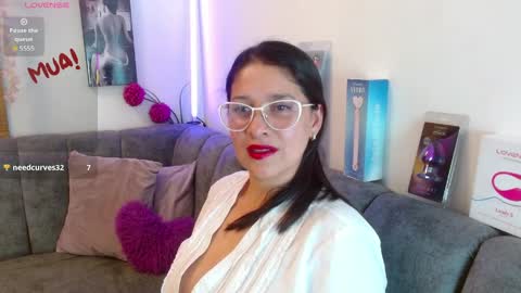 Alana  online show from April 7, 2026, 7:58 pm