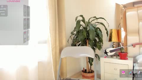 Snapshot of alana_then2 chatting on March 4, 2025, 3:37 pm       online show from March 4, 2025, 3:37 pm