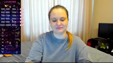 Julia online show from February 16, 2025, 9:15 am