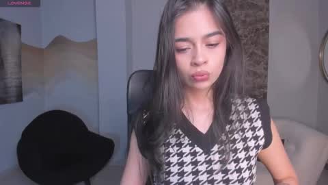 Alana online show from January 17, 2026, 11:48 am