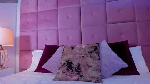 alanah_connors online show from October 28, 2025, 2:31 pm