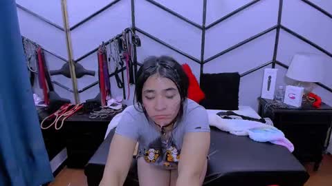 Alana online show from March 8, 2025, 2:51 pm